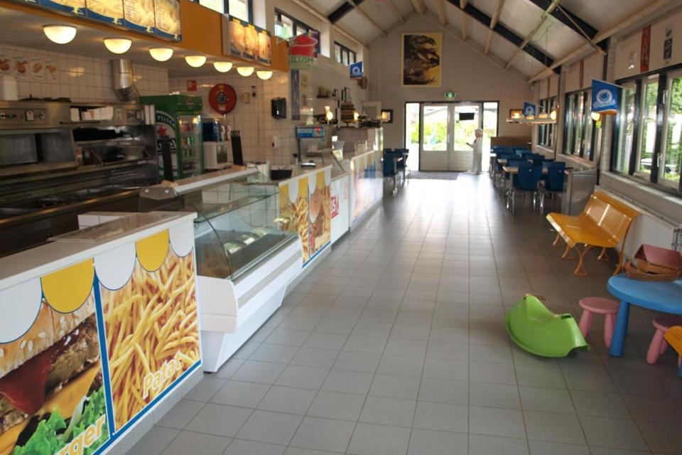 Chalet Bosrand 42 Park Veluwshof 6 P Hoenderloo Kültér fotó