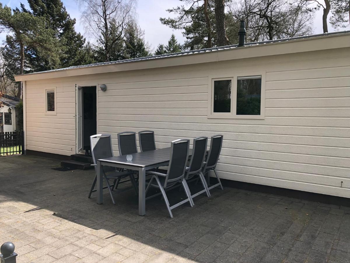 Chalet Bosrand 42 Park Veluwshof 6 P Hoenderloo Kültér fotó